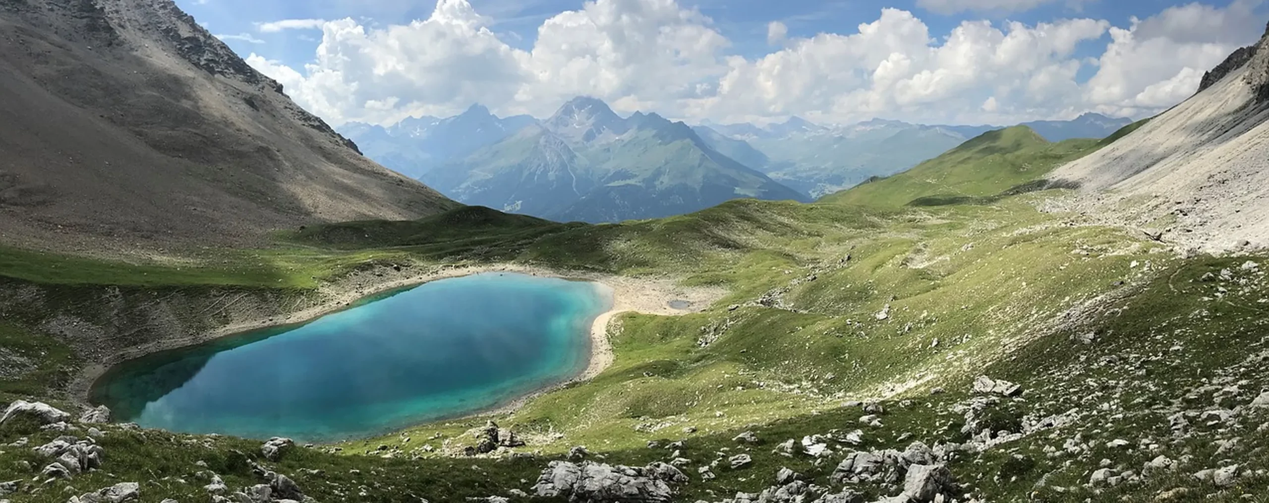 Hellsehen Schweiz – Spirituelle Klarheit & Intuition entdecken
